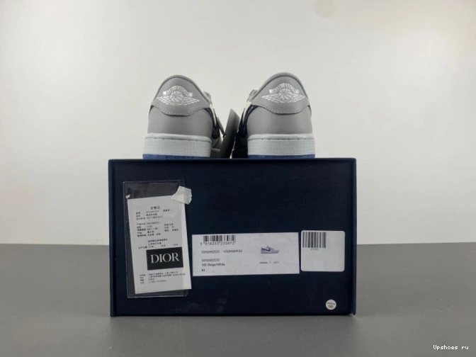 1 Low CV0343-100 Air Dior  Jordan x  0818
